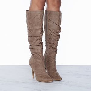 Elegant Tan Knee-High Women's Boots